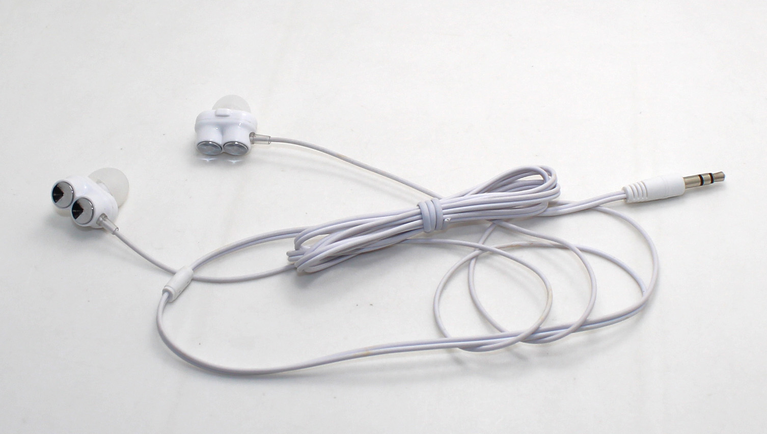 HAOMUK-A0389 Plastic Earphones