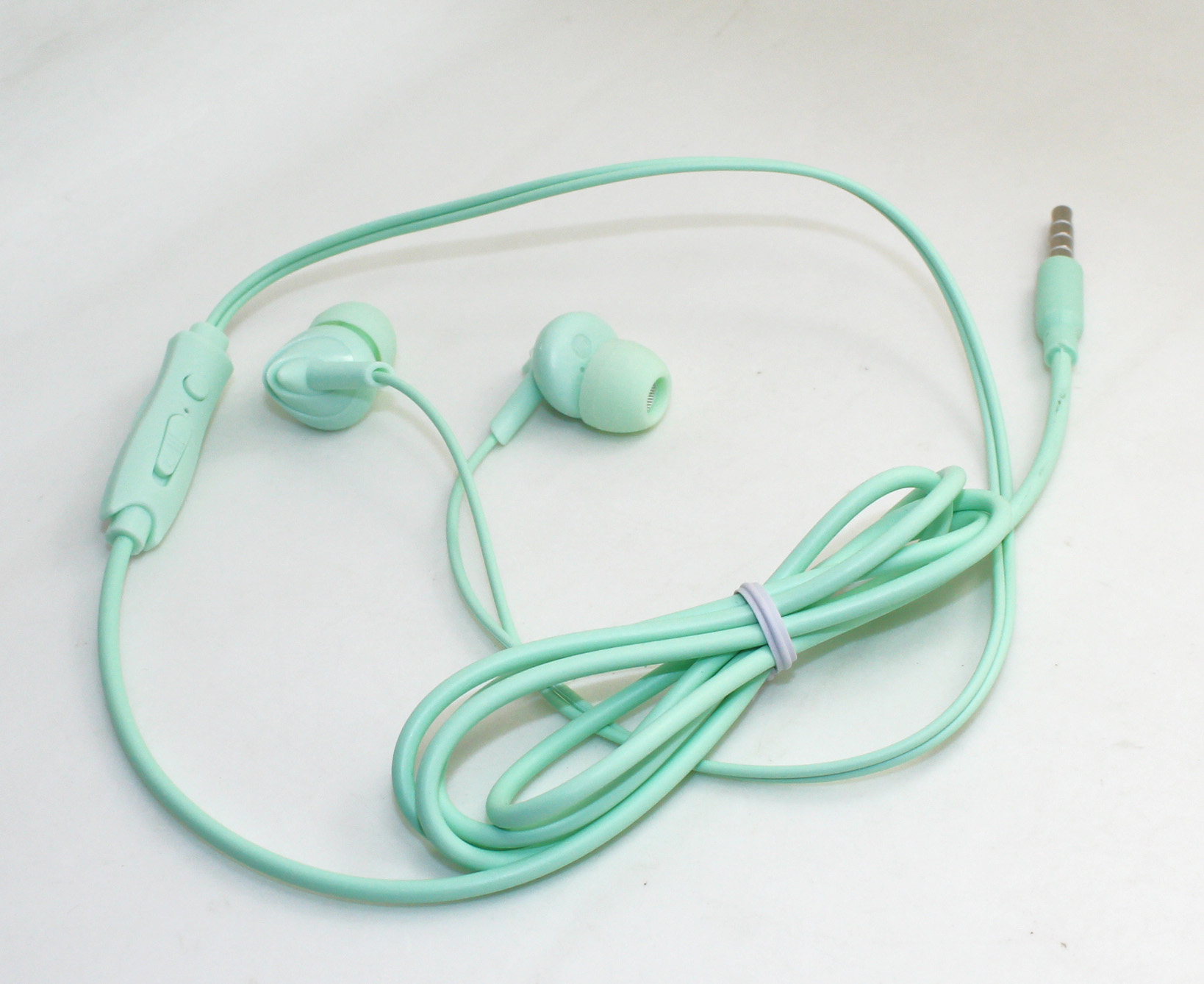 HAOMUK-K8694 Plastic Earphones